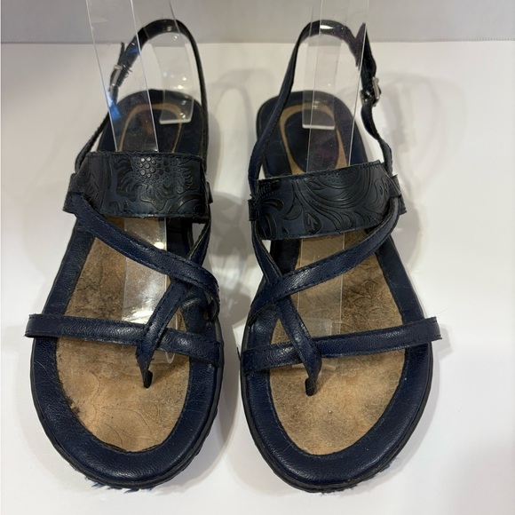 b.o.c blue thong strappy sandals size 6 Medium - Picture 11 of 11